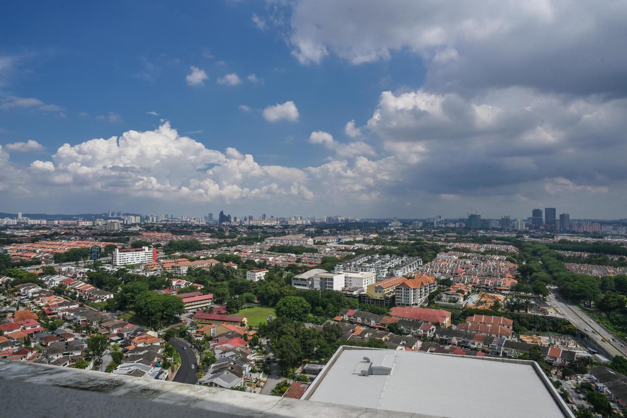Daily Suites Atria Petaling Jaya Εξωτερικό φωτογραφία